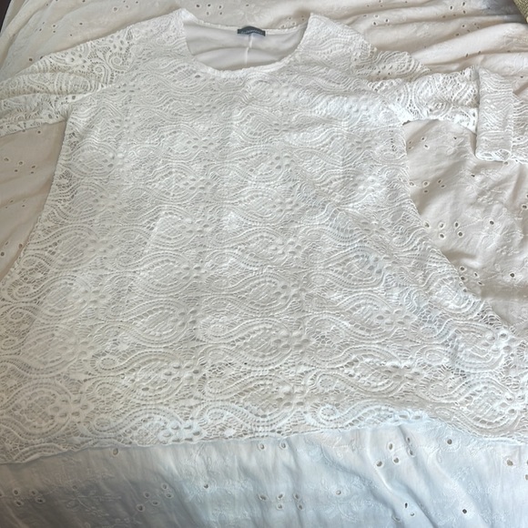 Initiatives White Lace Lined Tunic with 3/4 Sleeves in Large - Picture 5 of 9